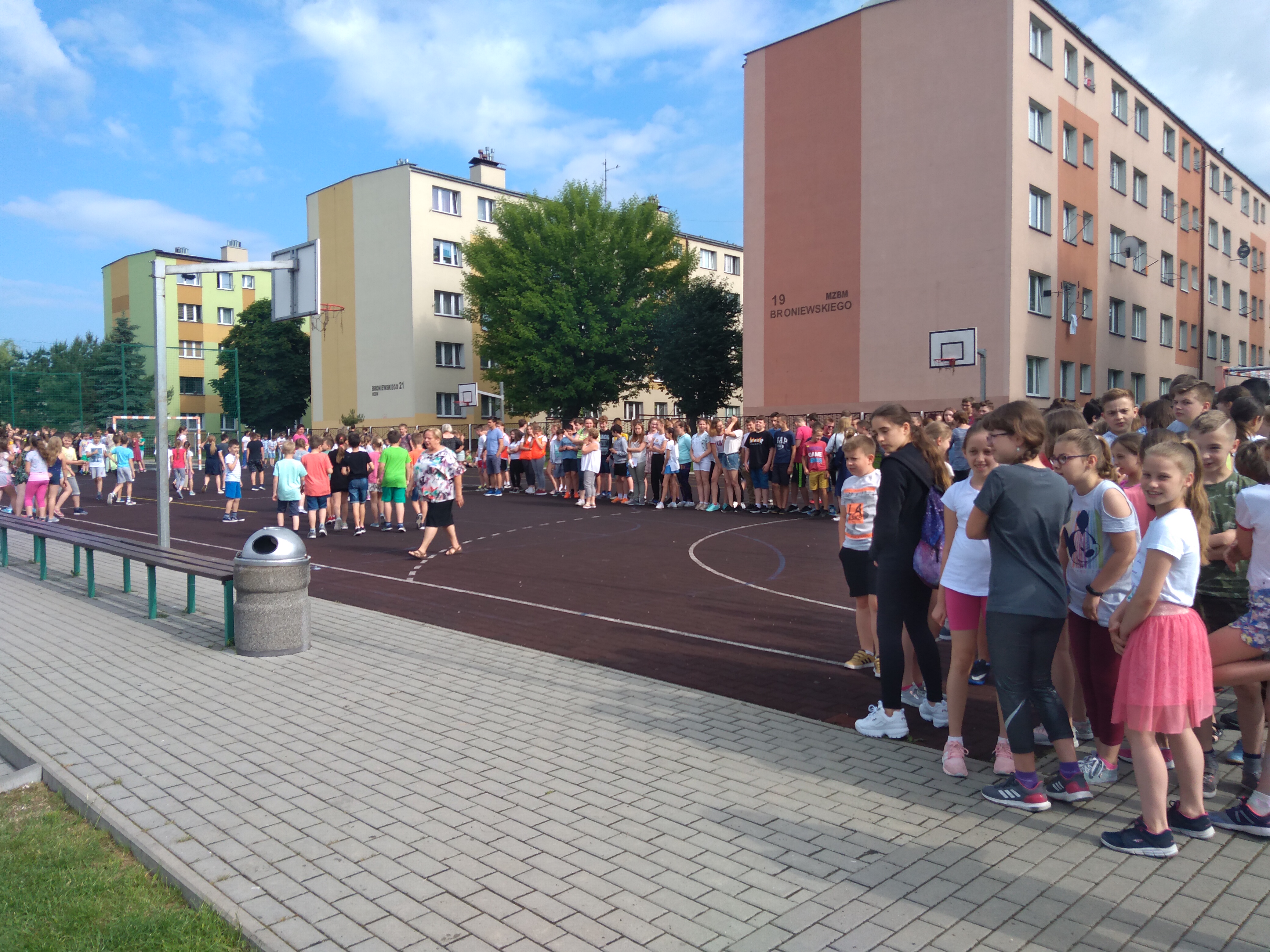 Próbny alarm przeciwpożarowy w SP8